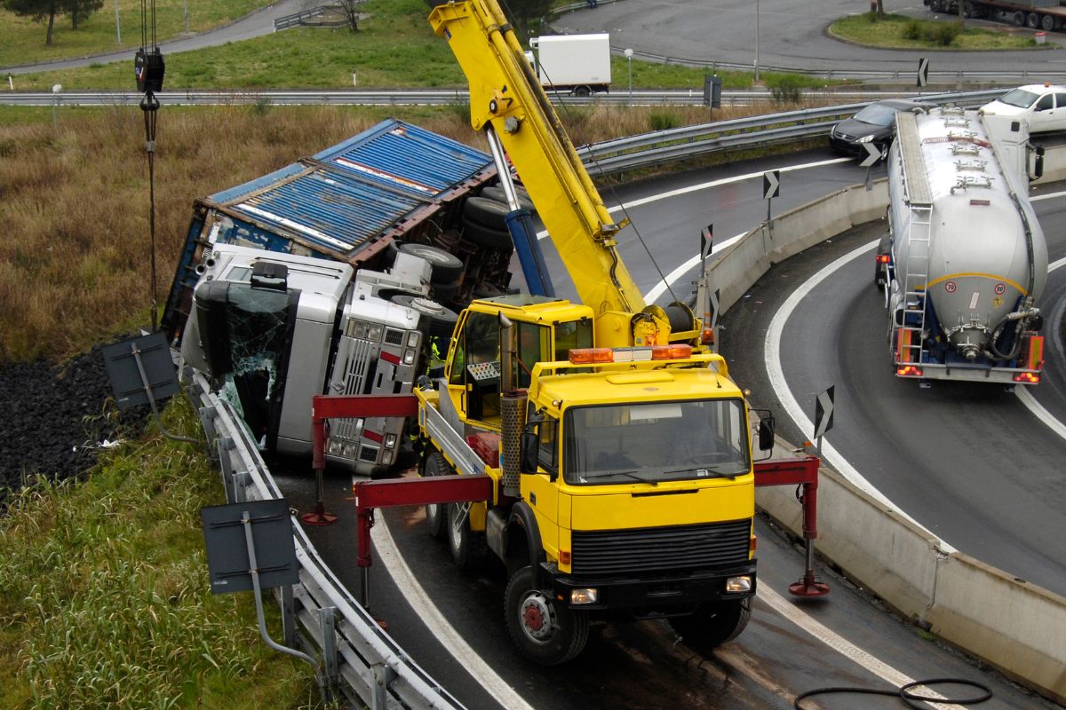 Trucking Companies to Avoid truck accidents on the Road